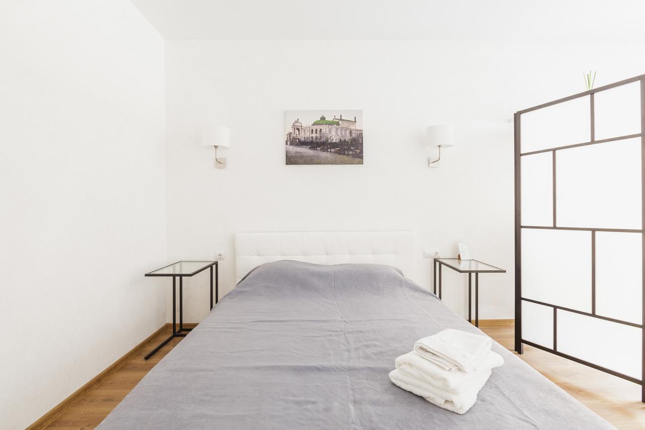 Apart Hotel Rishelye Odessa Ngoại thất bức ảnh